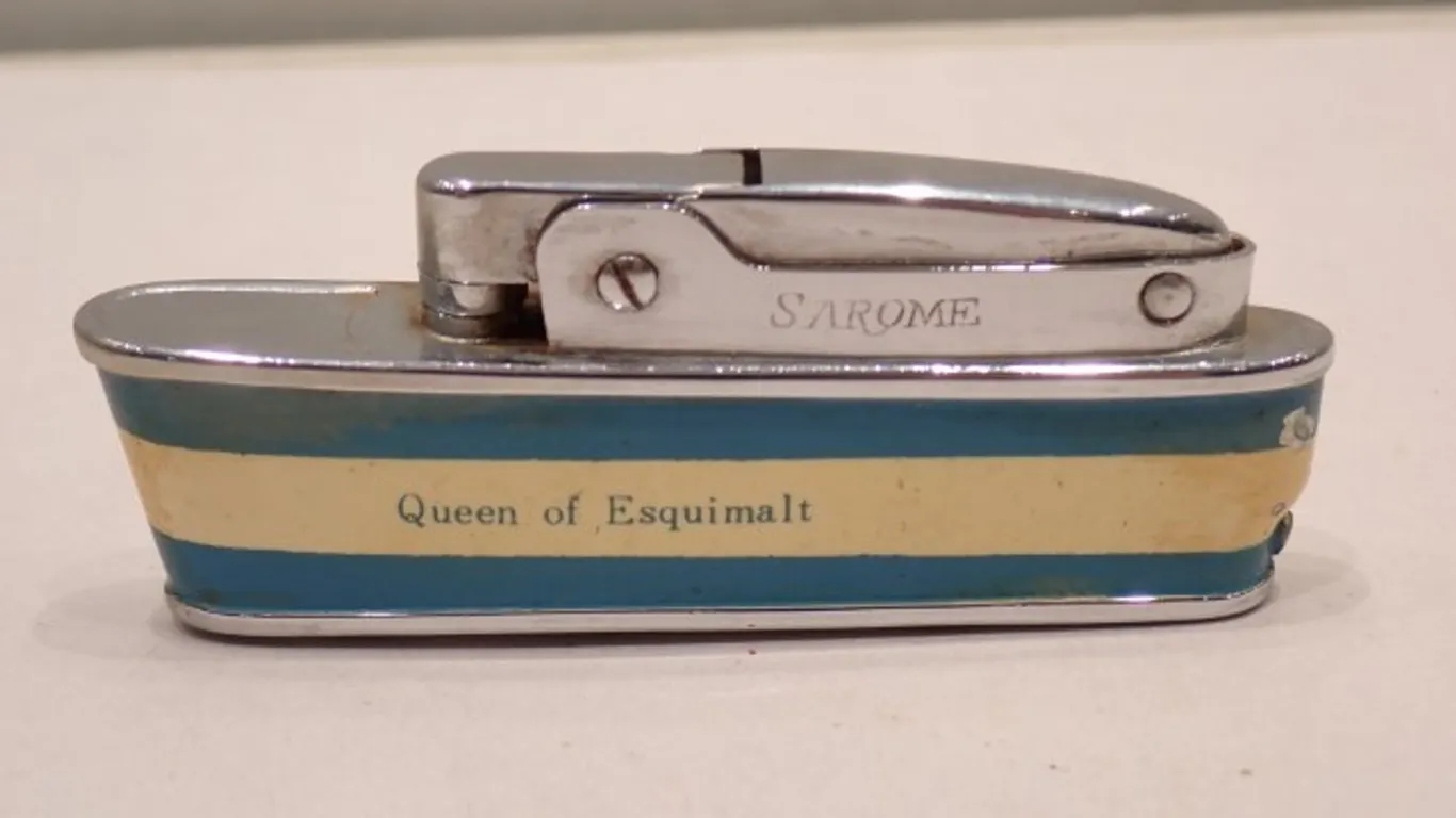 Queen of Esquimalt Lighter