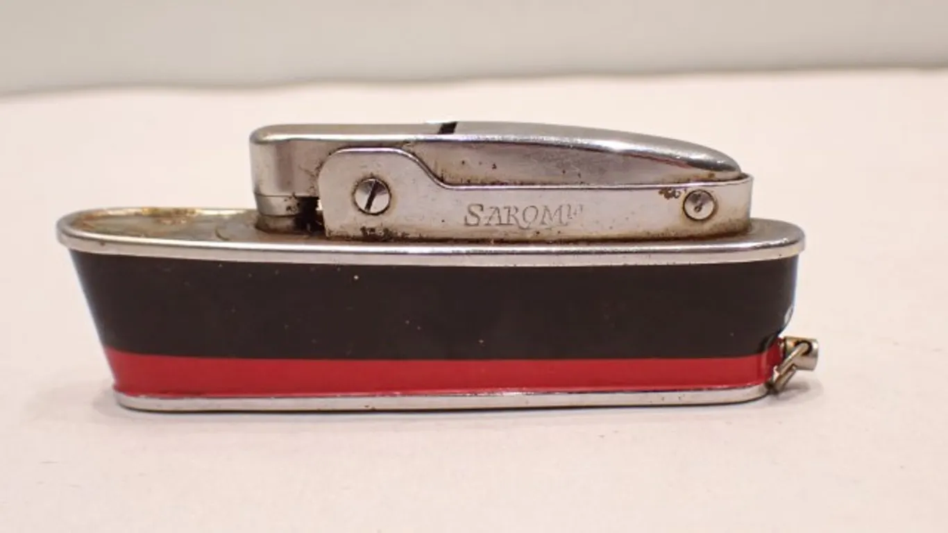 Sarome Lighter