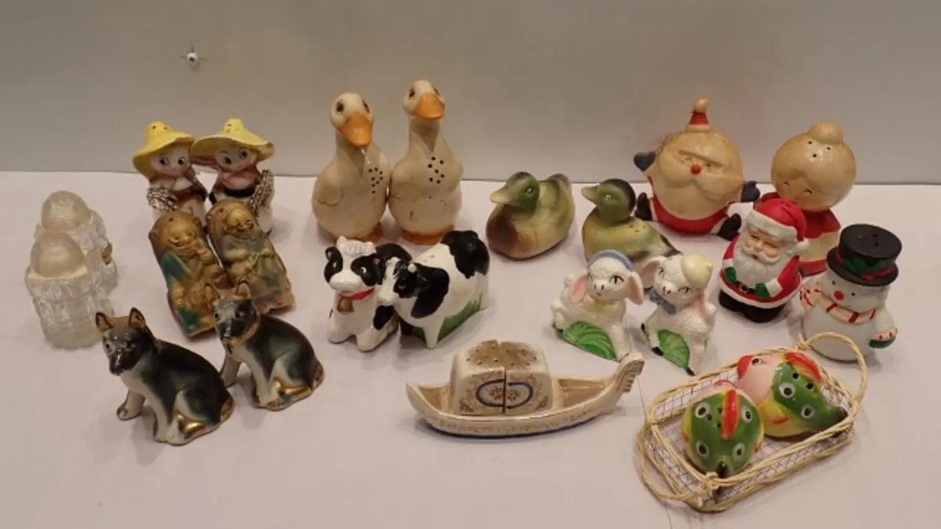 Salt & Pepper Collection No. 2