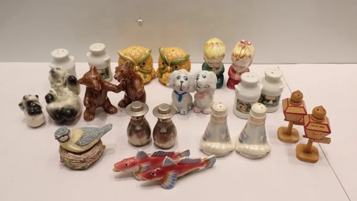 Salt & Pepper Collection No. 3