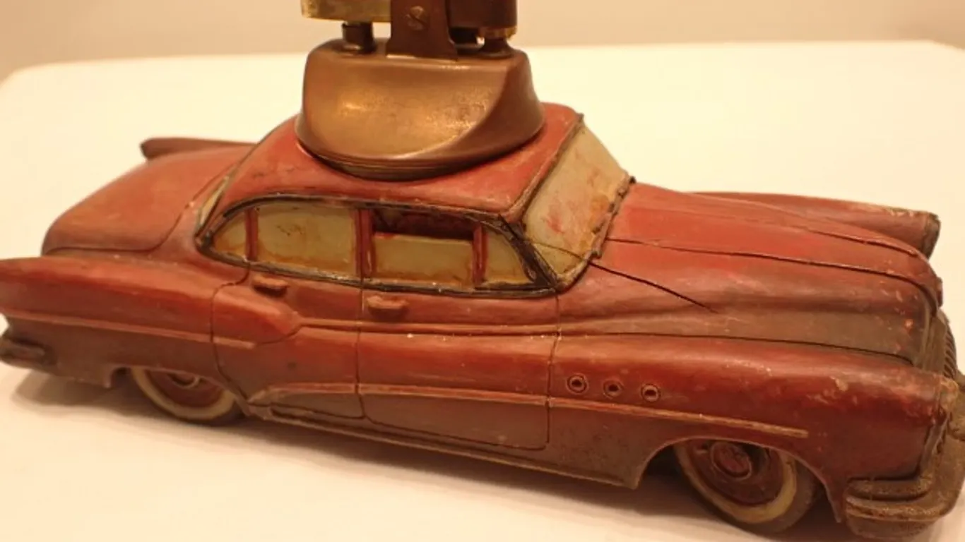 Vtg Resin Buick Lighter