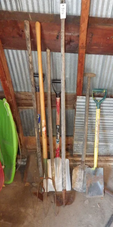garden tools