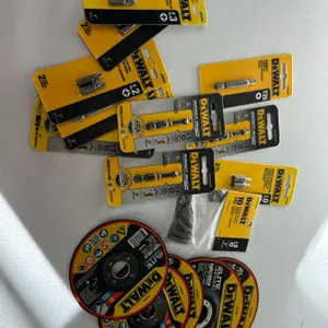 DeWalt Lot 5 Metal Cutting Discs + Assorted Drill Bits + 10 Pack Phillips Bit Tips Tool Lot