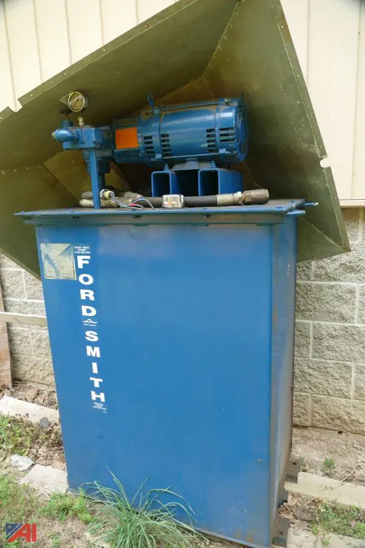 (#13) Ford Smith Hydraulic Reservoir