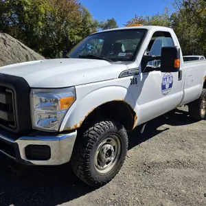 (#10) 2015 Ford F-250 Super Duty Pickup Truck