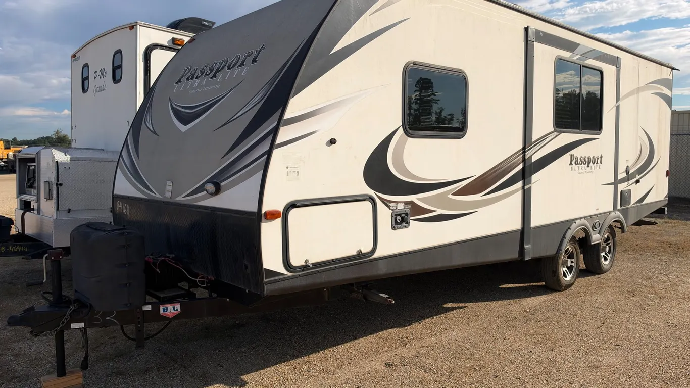KEYSTONE MOBILE CAMPER