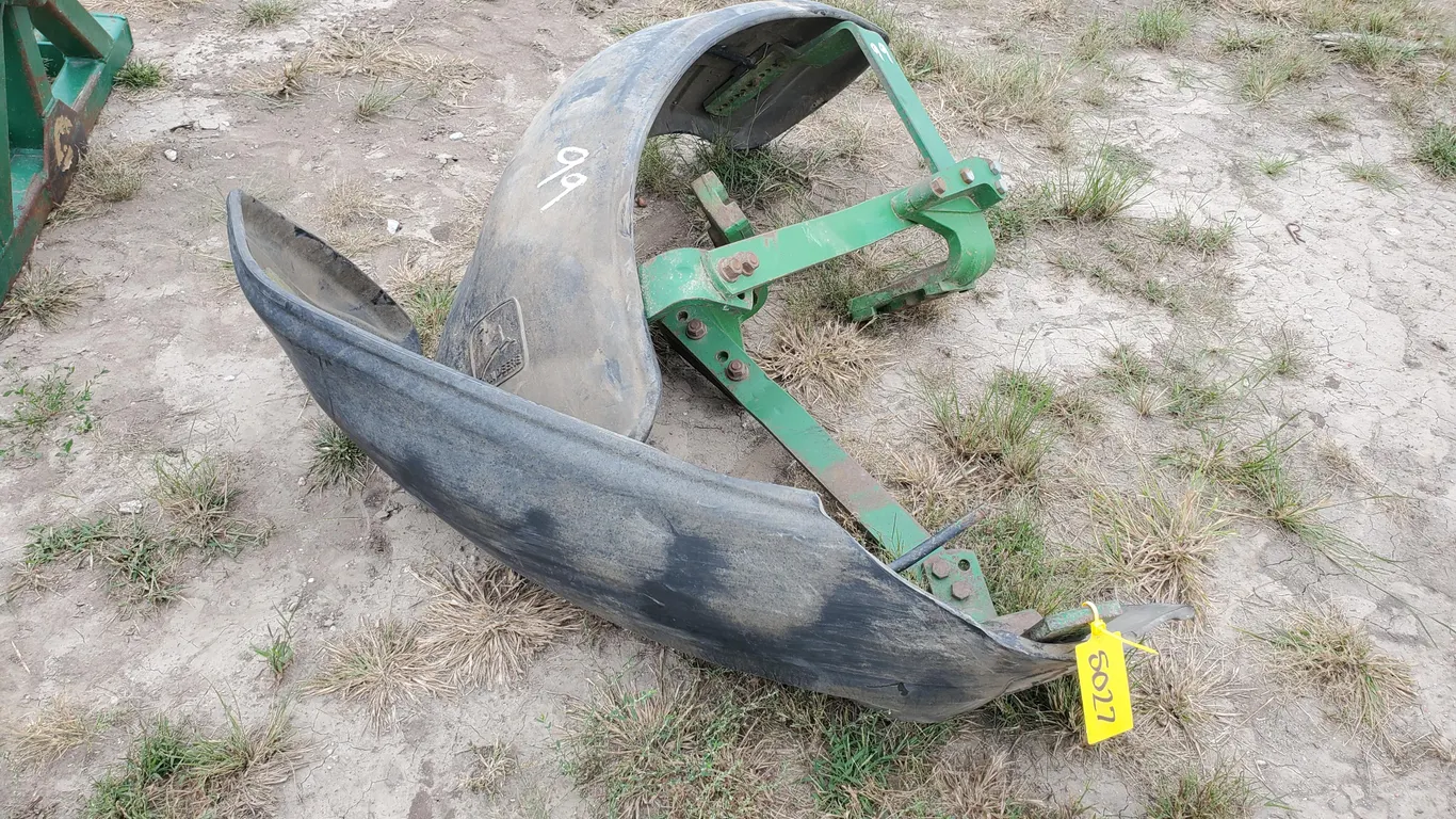 John Deere 4450 MFWD Front Fenders