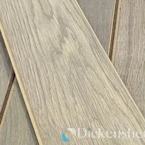 1,450.80 SQ FT. OF MOHAWK LAMINATE PLANK FLOORING- COLOR OAK 0995