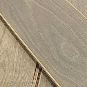 1,450.80 SQ FT. OF MOHAWK LAMINATE PLANK FLOORING- COLOR OAK 0995