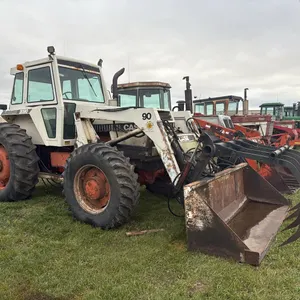 4279 - 2090 Case Mechanical Front Tractor with Loader