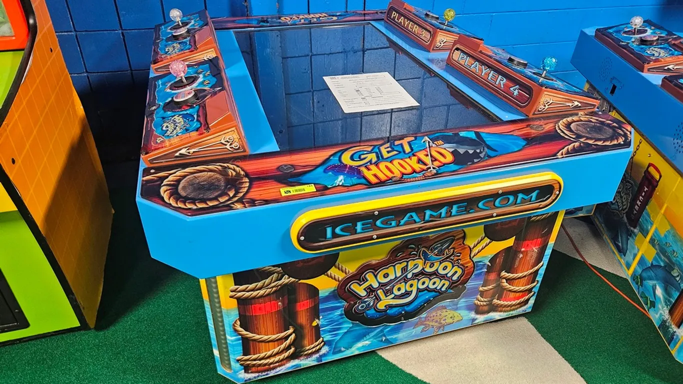 ICE Harpoon Lagoon Redemption Game