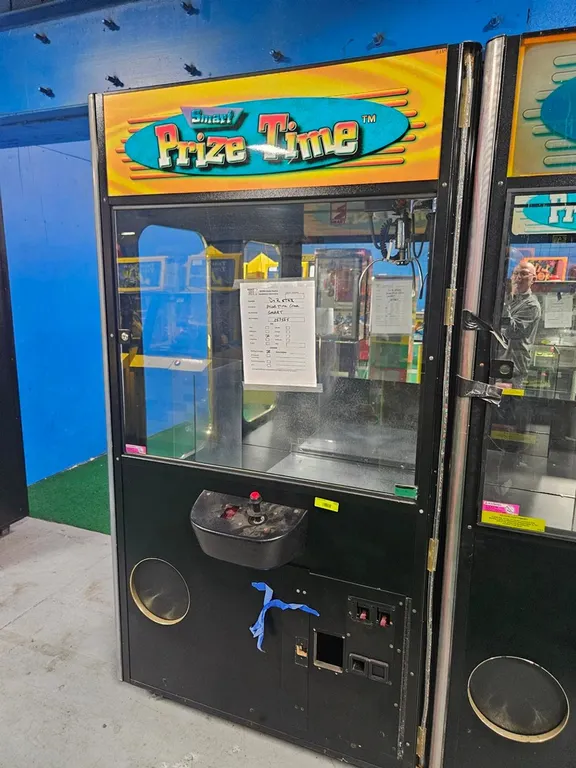 Smart Prize Time Crane Game, Serial 257565
