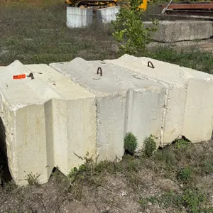 (3) Barrier Blocks