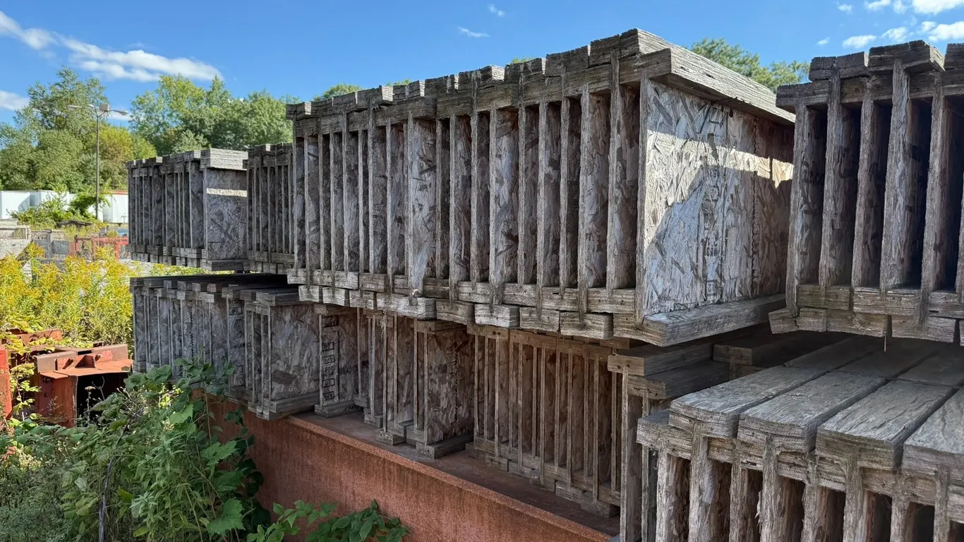 (6) Bundles of Floor Trusses