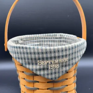 Longaberger 1998 Crawford Barn Raising Basket