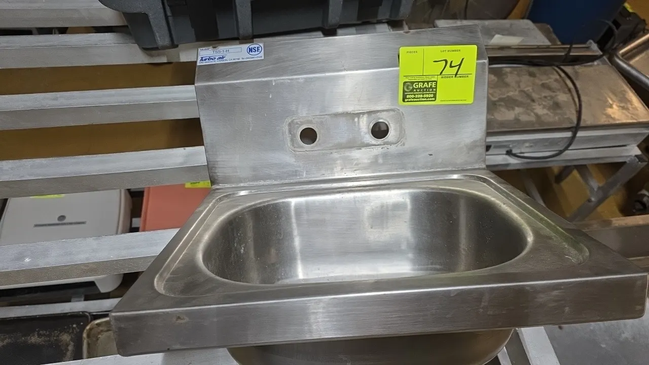 Turbo Air TSS-1-H stainless steel wall-mounted hand sink. Features integrated backsplash pre-drilled for 4" center faucet and single bowl design. 15.7