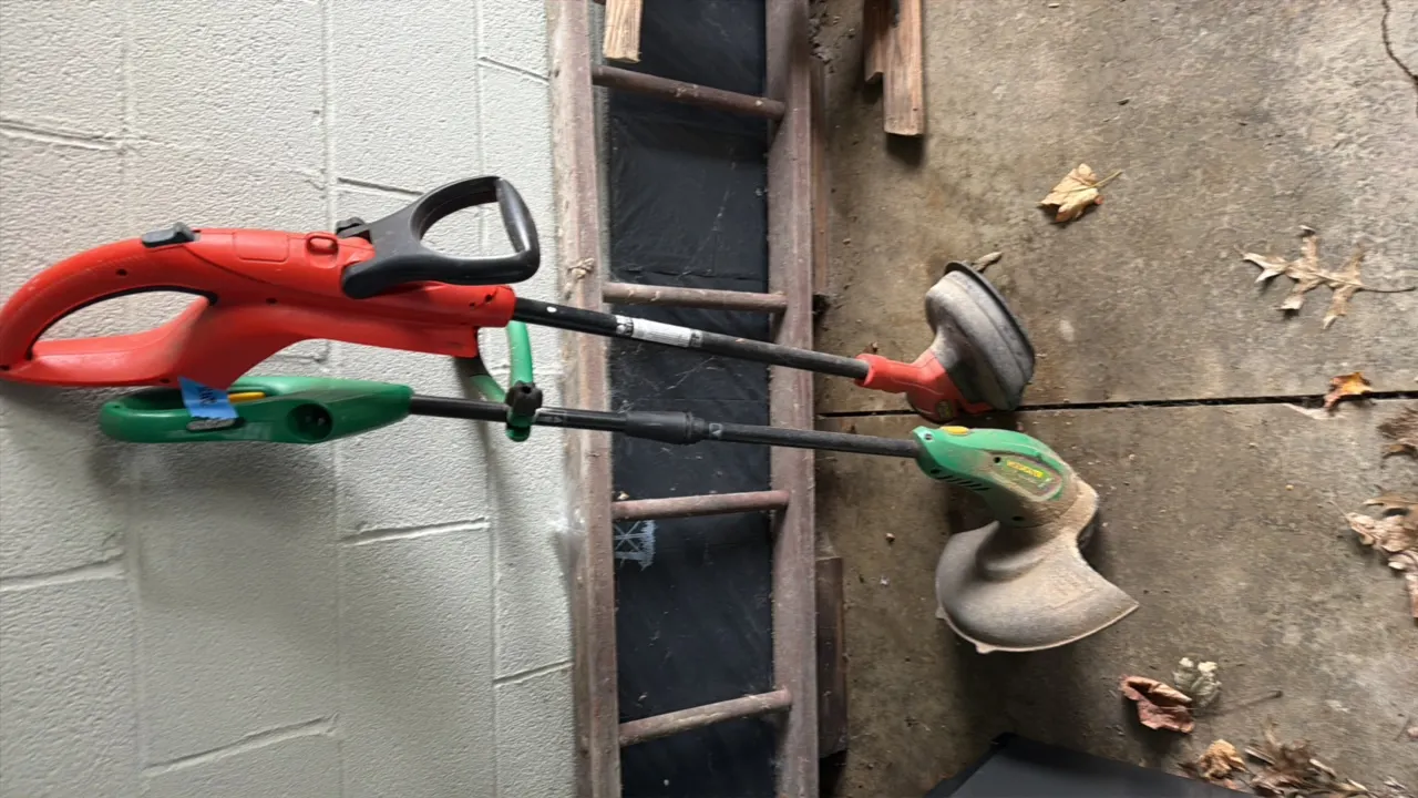 Battery powered weed eaters