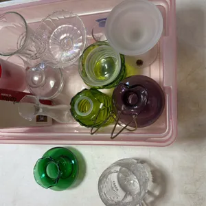 Miscellaneous glassware