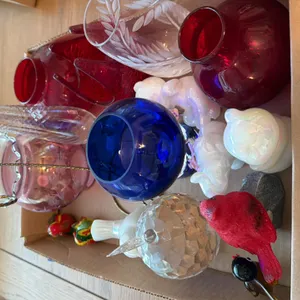 Miscellaneous glass decor