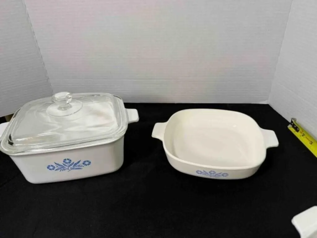 Corning Ware , 2 vintage Blue Casserole Dishes