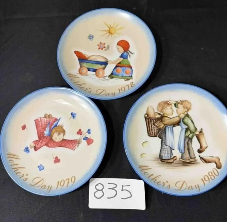 SISTER BERTA HUMMEL PLATE