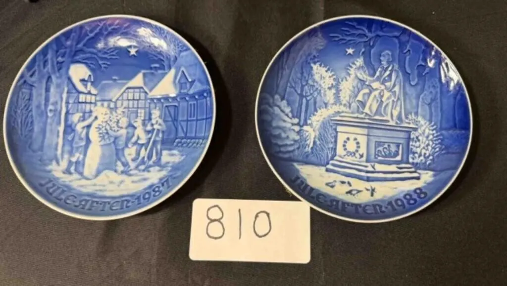 2 ROYAL COPENNHAGEN PLATES JULEAFTER, JULEAFTER