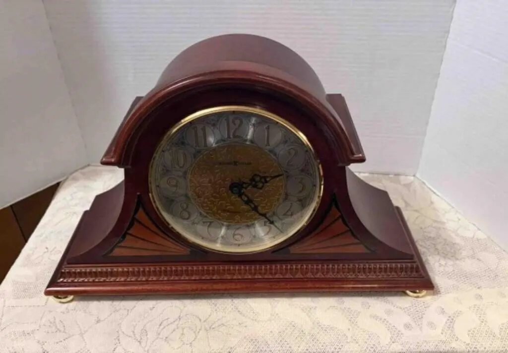 Mantle Clock