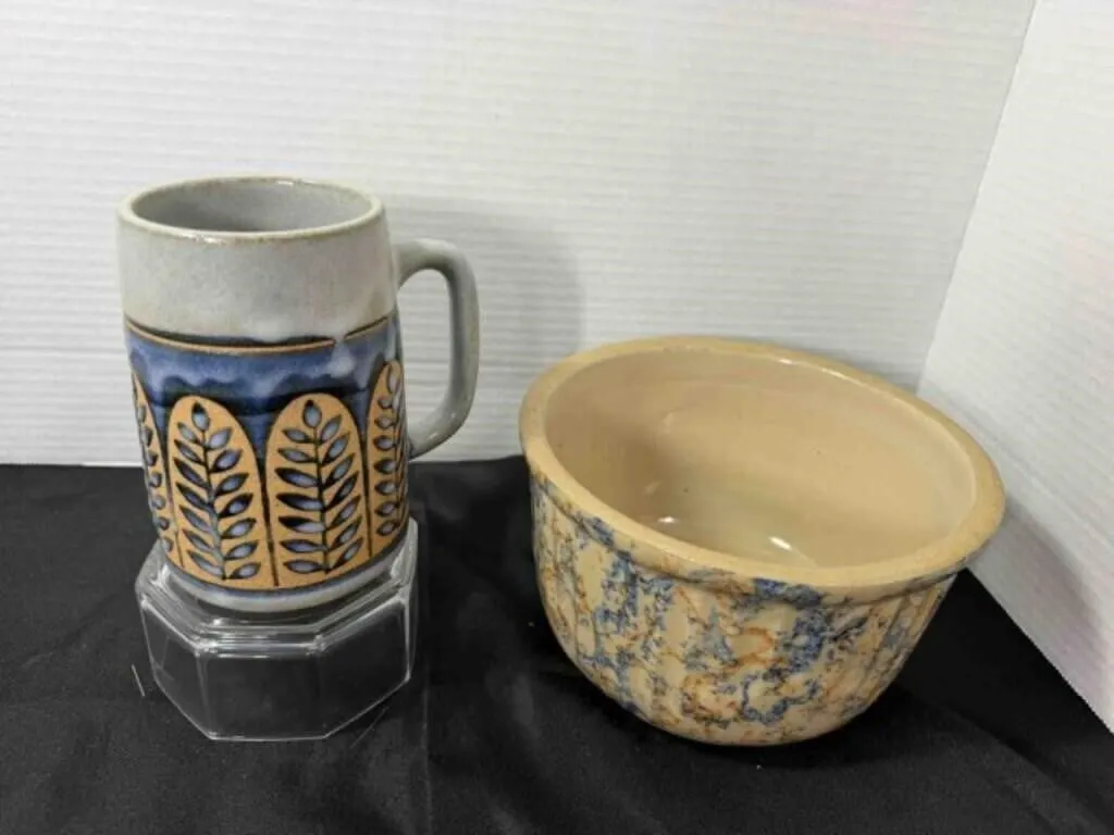 TAN/BLUE/PEACH POTTERY BOWL AND MUG