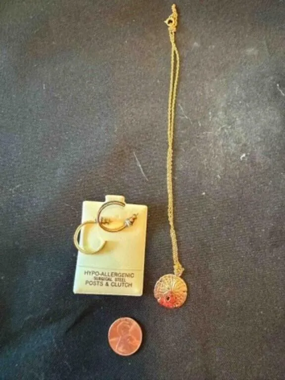 EARRING AND NECKLACE