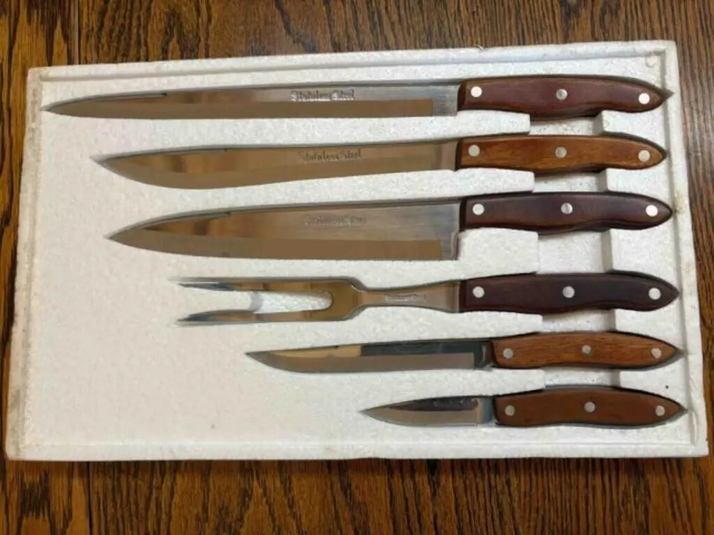 KNIFE SET