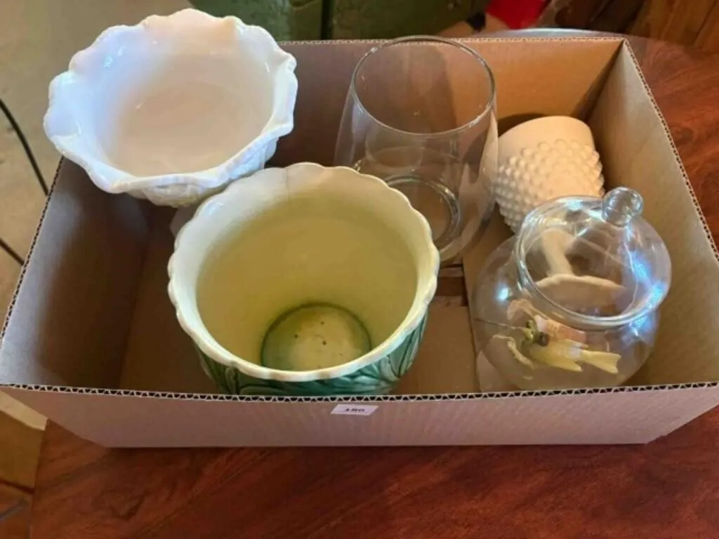 ASSORT. BOWLS