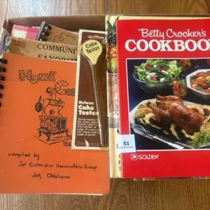 ASSORT. COOKBOOKS