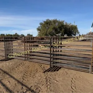 24 FT Free Standing Panels 8 Bar