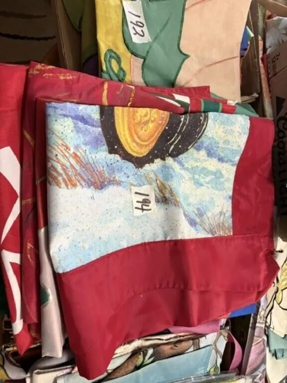 DIFFERENT HOLIDAY FLAGS