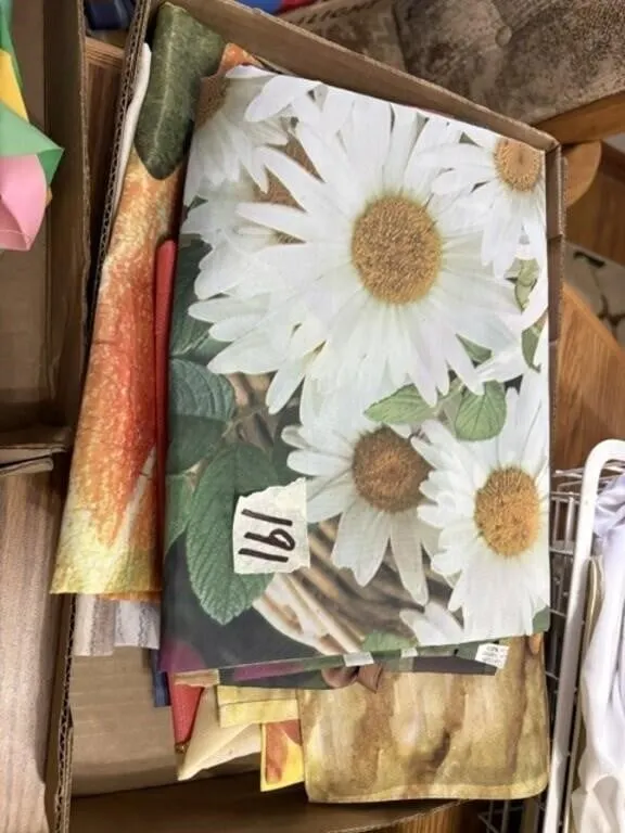 DIFFERENT HOLIDAY FLAGS