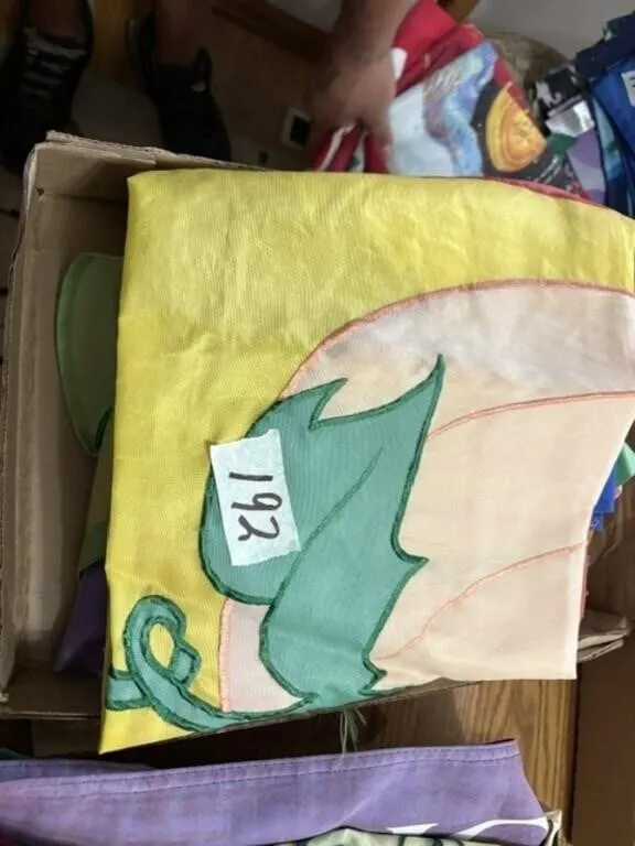 DIFFERENT HOLIDAY FLAGS