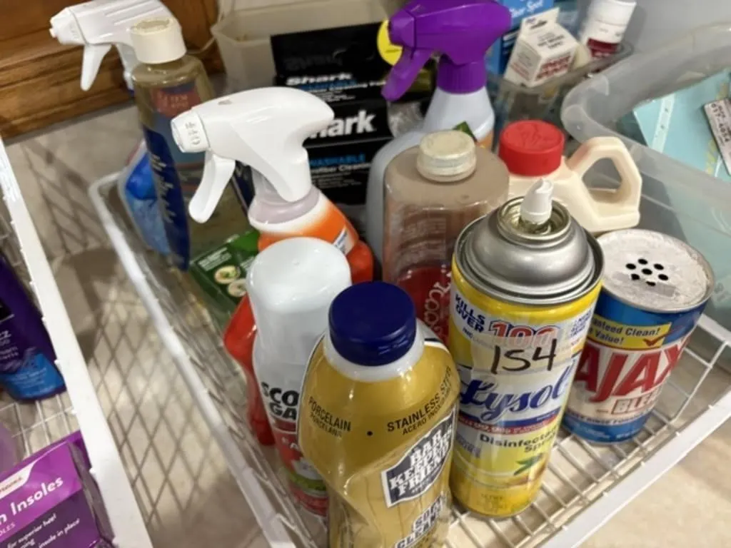 CLEANING SUPPLIES