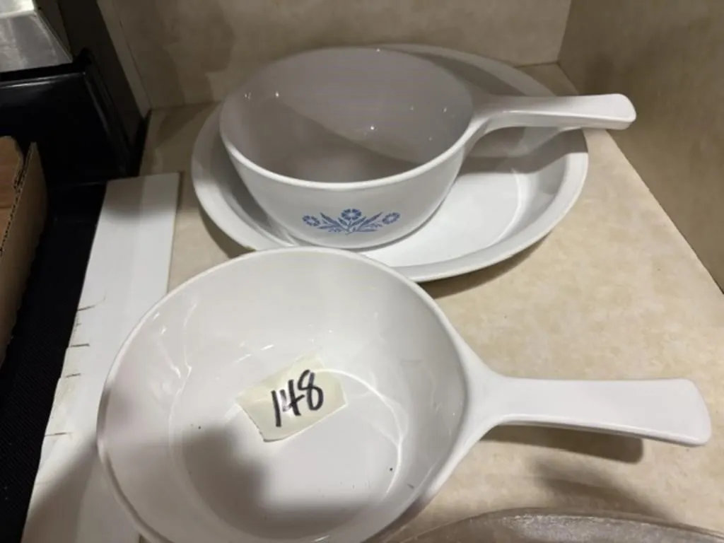 CORNINGWARE PANS & PIE PLATE