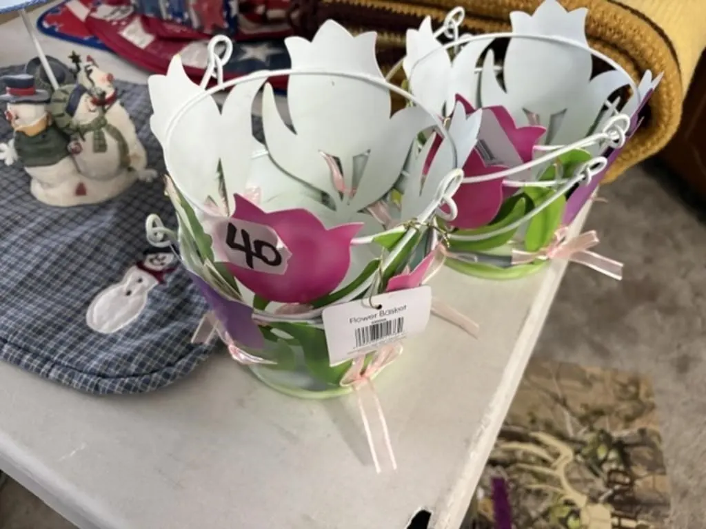 4-METAL EASTER FLOWER BASKETS