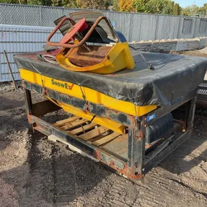 Salt spreader
