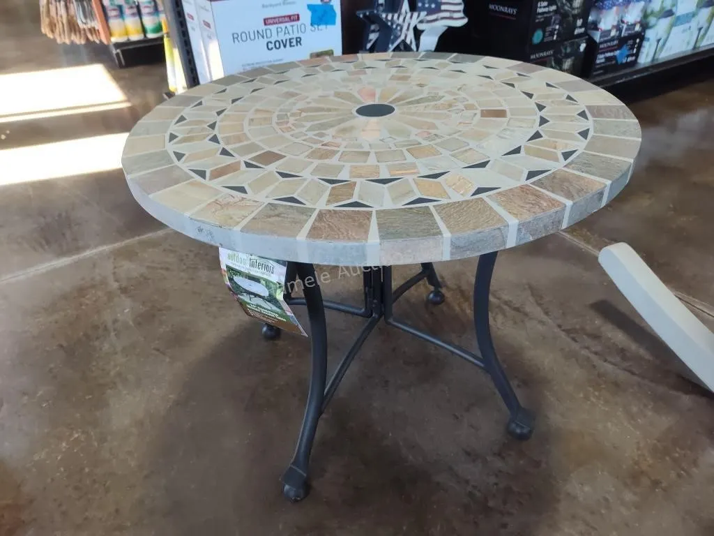 Outdoor Interiors 24" mosaic accent table