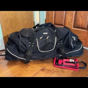 High Sierra Rolling Duffel & Pocket Chair