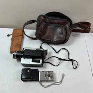 Vintage Kodak & Canon Cameras, Cases (4pc)