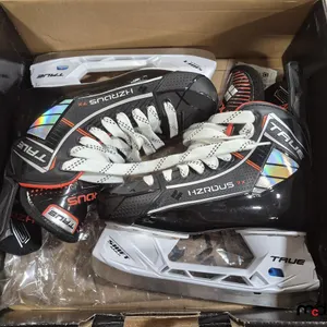True Hzrdus 7X Hockey Skates (Size: 7.5 / Width: R)
 UNRESERVED