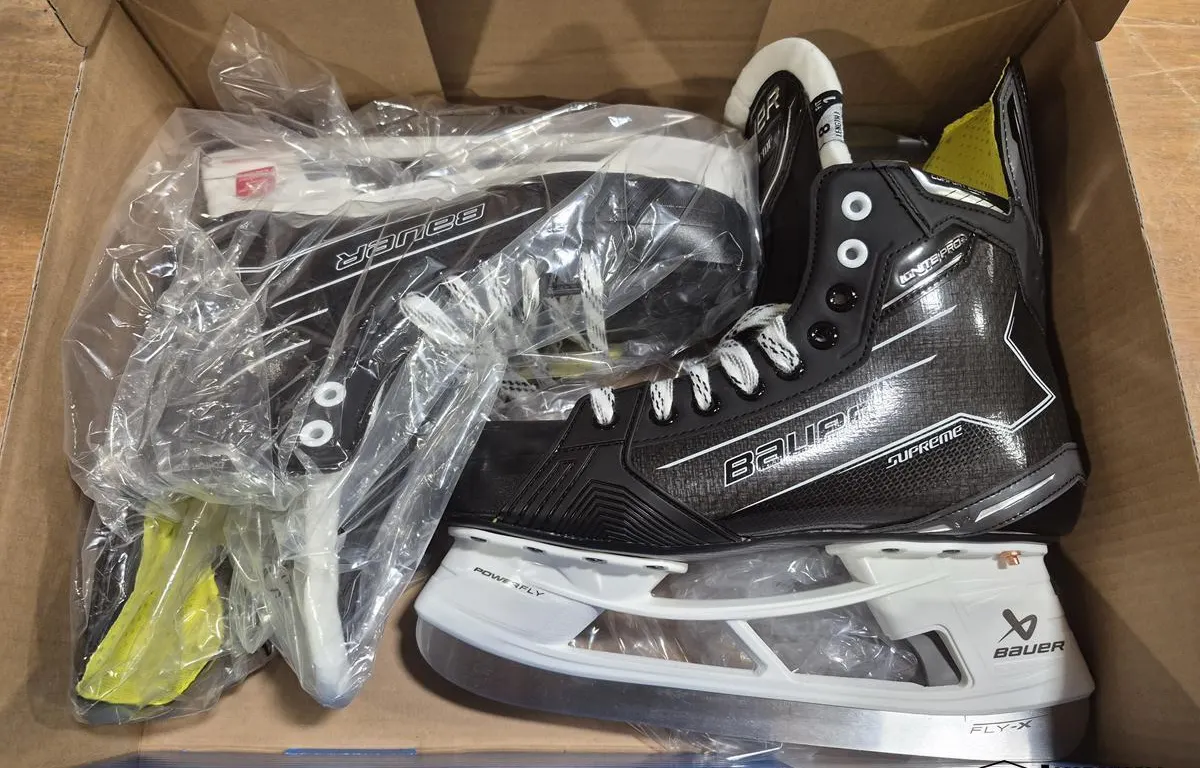 Bauer Supreme Ignite Pro+ SR Hockey Skates (Size: 8.0 / Fit 1 Low Volume)
UNRESERVED