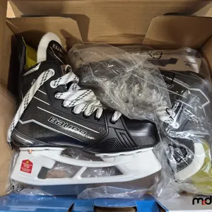 Bauer Supreme Ignite Pro+ Int Hockey Skates (Size: 4.5 / Fit 2 Medium Volume)
 UNRESERVED