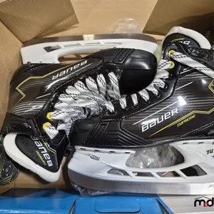 Bauer Supreme Ignite Pro Intermediate Hockey Skates (Size: 5.5 / Width: D)
 UNRESERVED