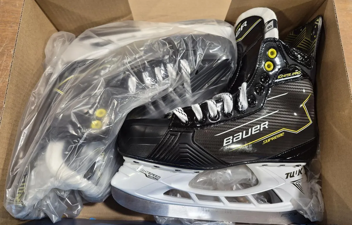 Bauer Supreme Ignite Pro SR Hockey Skates (Size: 8.0 / Width: EE)
UNRESERVED