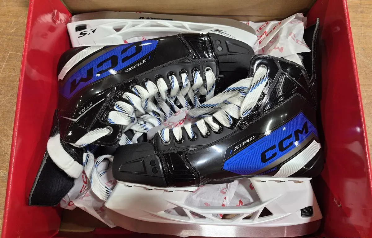 CCM JetSpeed XTRA SR Hockey Skates (Size: 10 / Width: Regular)
UNRESERVED
