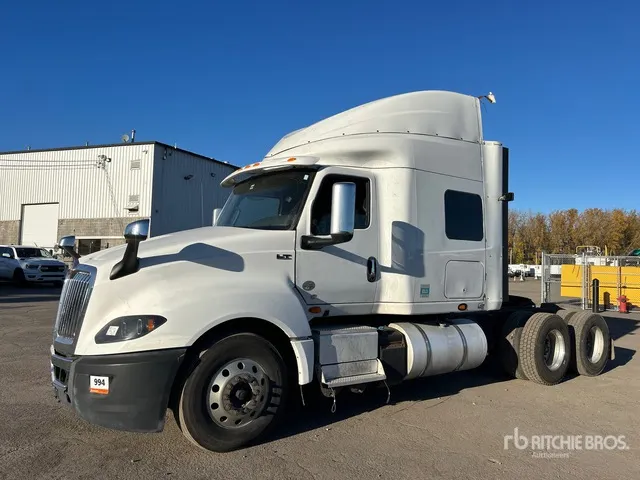 2019 International LT625 6x4 T/A Sleeper Truck Tractor